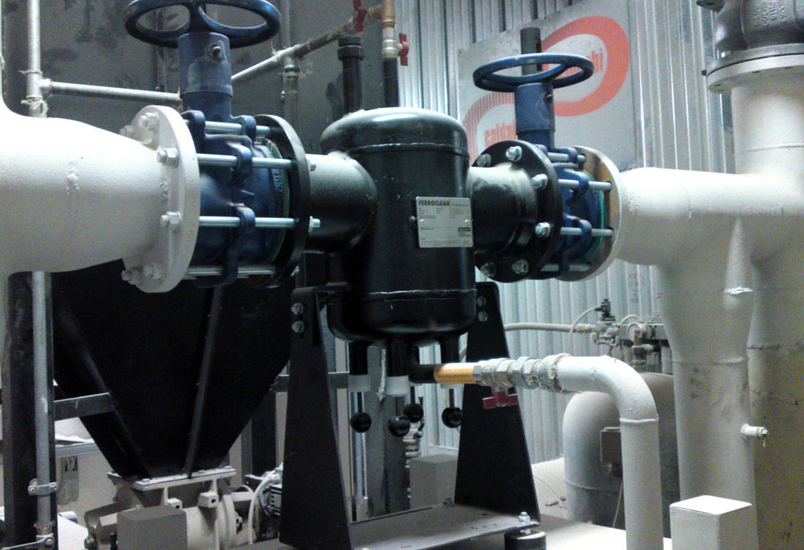 HEATING AND COOLING CLOSED CIRCUIT